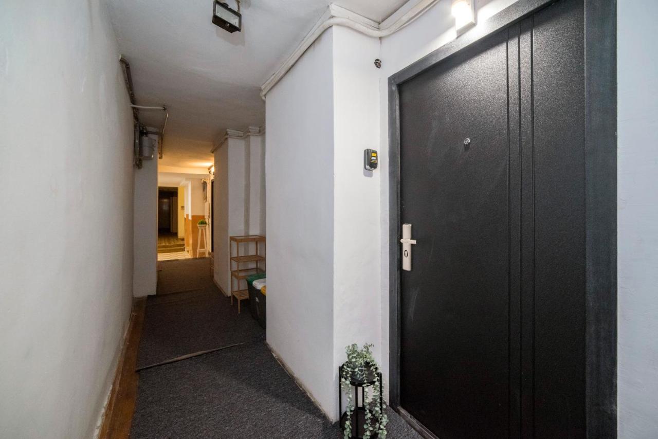 Manuela Studio Apartments, 4Th Floor, No Elevator ซาเกร็บ ภายนอก รูปภาพ