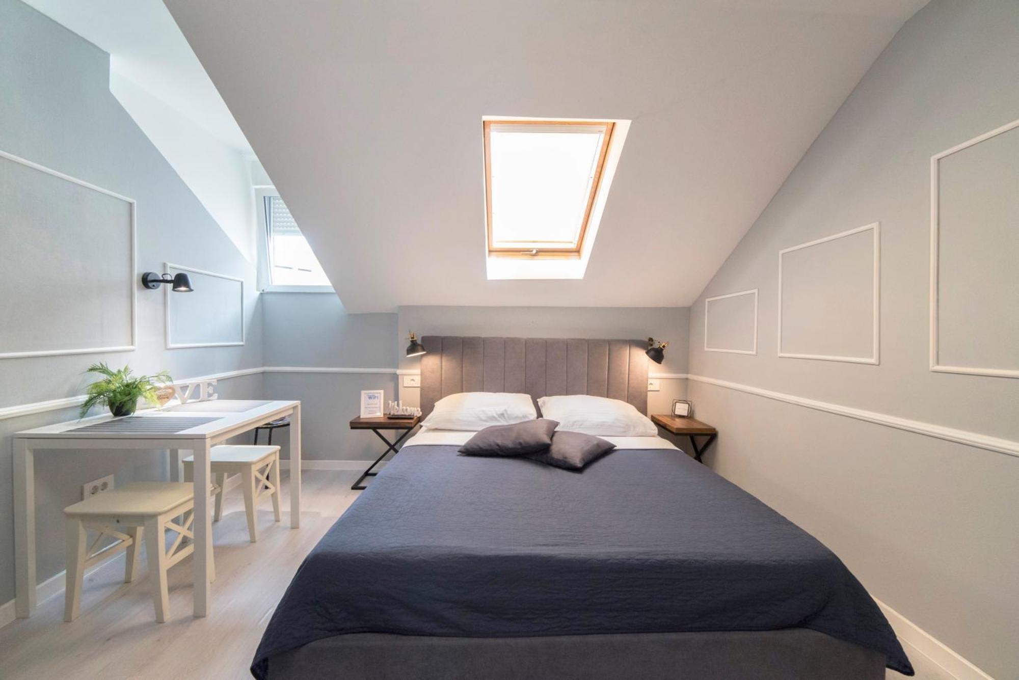 Manuela Studio Apartments, 4Th Floor, No Elevator ซาเกร็บ ภายนอก รูปภาพ